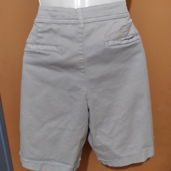 Women's Shorts - Picture 5 of 8